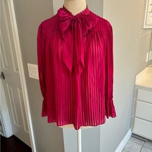 EUC Alice and Olivia blouse